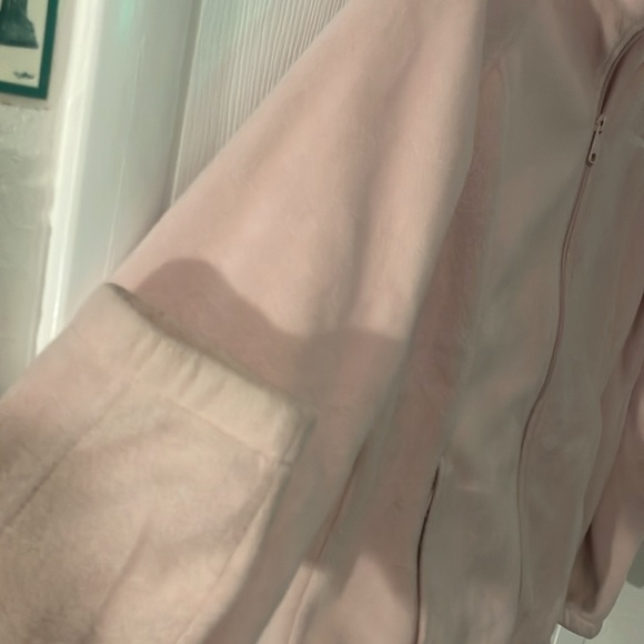 WOMENS ZIP UP COLUMBIA SWEATER - Picture 4 of 8